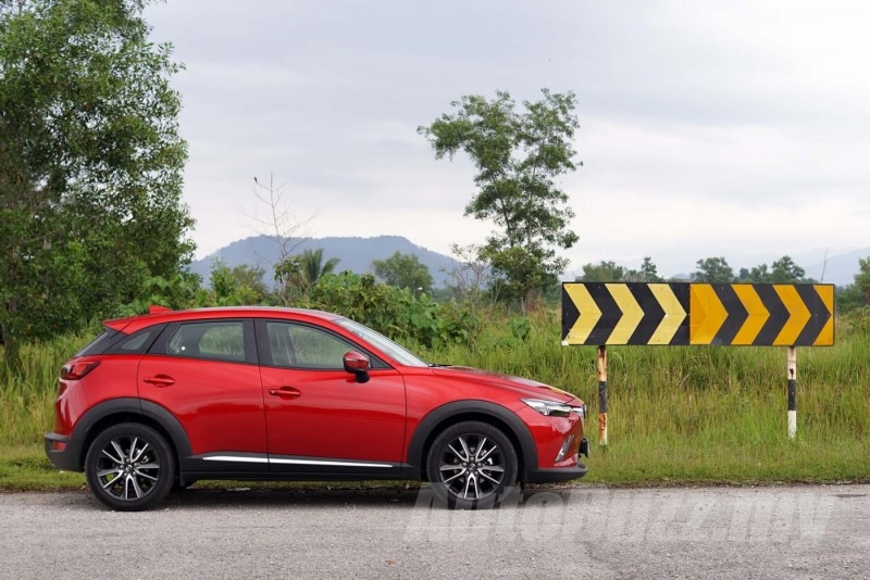 2016 Mazda CX-3 Review in Malaysia - AutoBuzz.my
