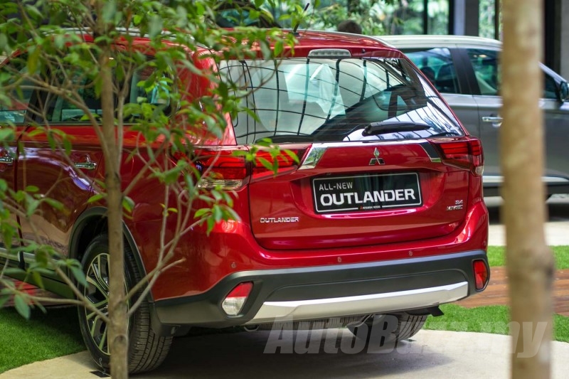 2016 Mitsubishi Outlander Launch - AutoBuzz.my