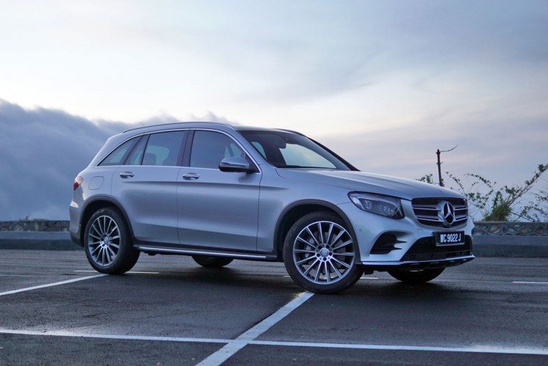 2016 Mercedes-Benz GLC 250 4MATIC Review in Malaysia - AutoBuzz.my