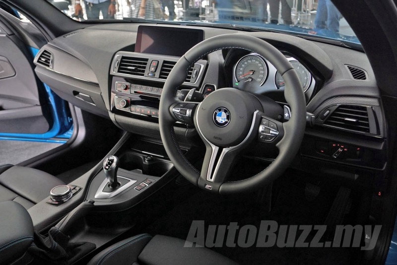 2016-BMW-M2-Launch-014