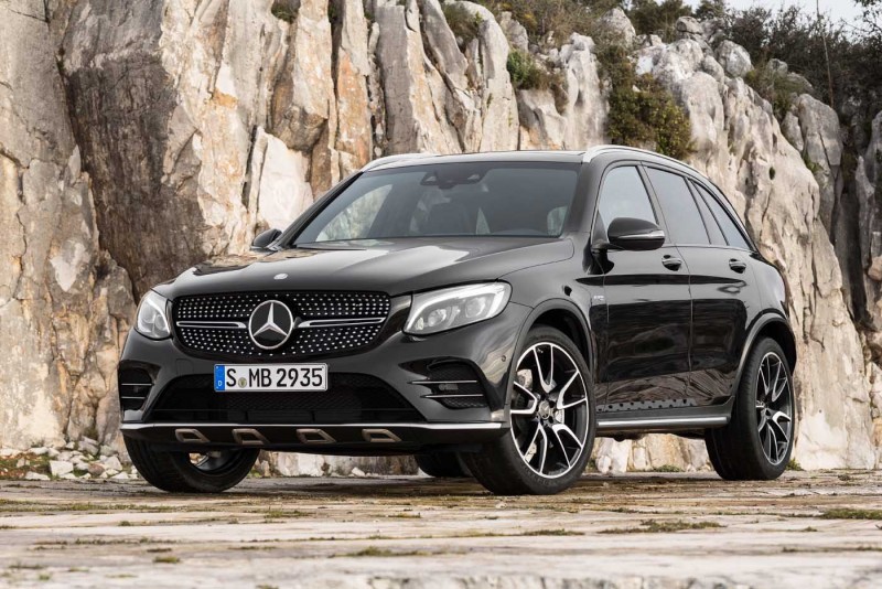 2016-Mercedes-AMG-GLC-43-4MATIC-021