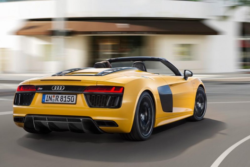 2016-audi-r8-spyder-13