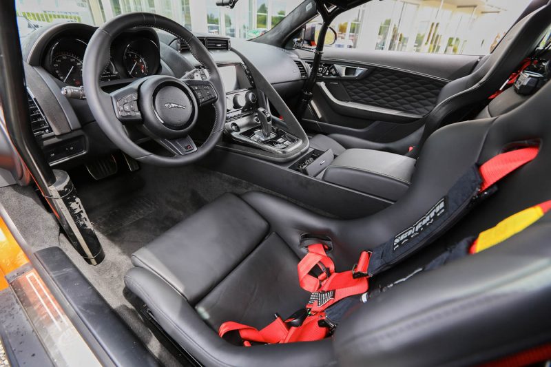 2016 Jaguar F-Type SVR - AutoBuzz.my