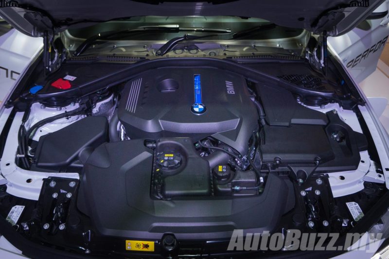 2016 BMW 330e launch