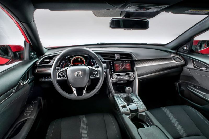 2016-honda-civic-hatch-10gen-4