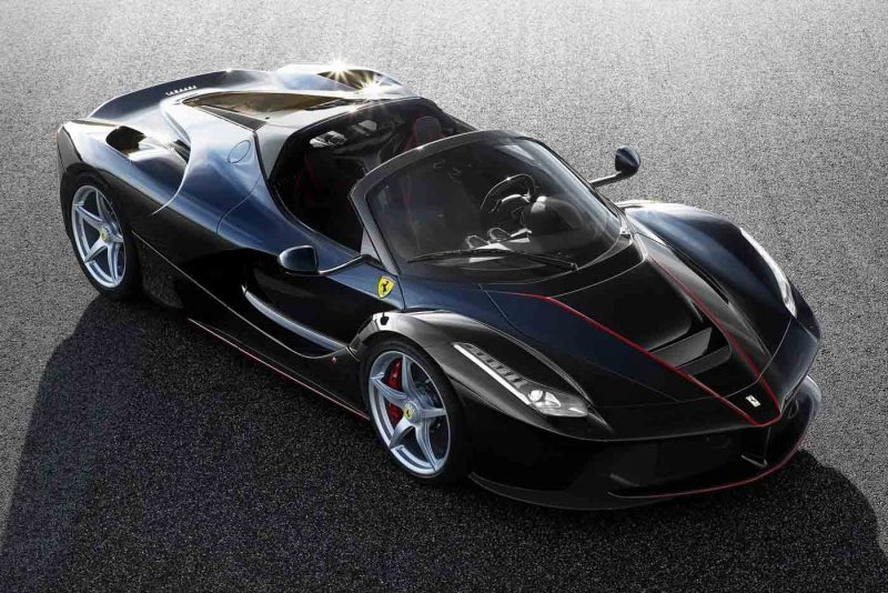 2016-ferrari-laferrari-aperta-01
