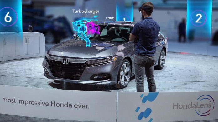 Honda Debuts HondaLens™ Augmented Reality at the 2017 Los Ange