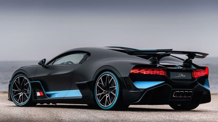 2018-Bugatti-Divo-55
