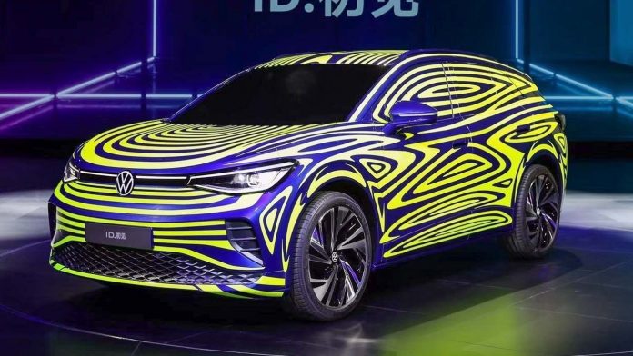 2019-Volkswagen-ID-4-1