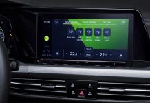 The Volkswagen Golf Mk8 will react accordingly if you say, “My bum is hot”