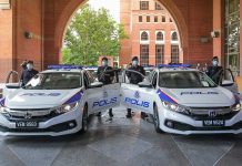 Honda Malaysia delivers 425 Civic 1.8S to PDRM