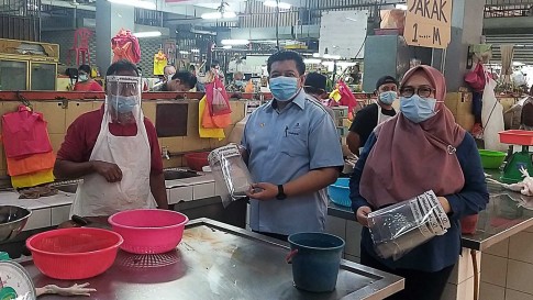 Perodua delivers 10,000 face shields to Hulu Selangor and Selayang municipals