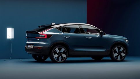 Volvo хэтчбек c40