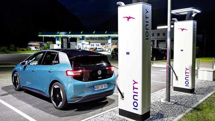 2021-Volkswagen-Power-Day-Battery-Roadmap-15