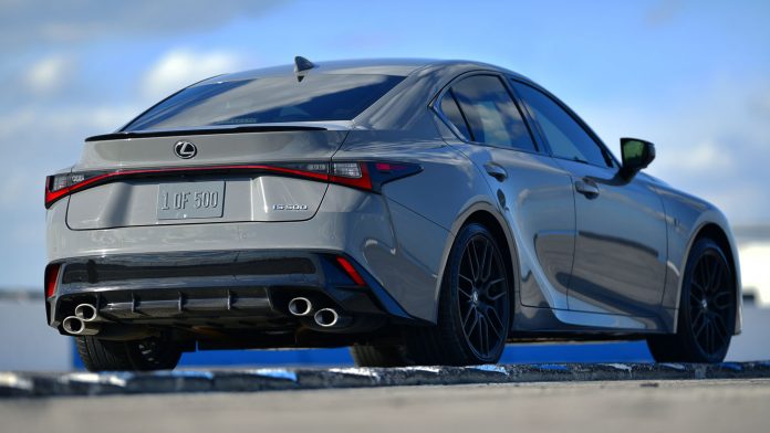 2021-Lexus-IS-500-Performance-Edition-31