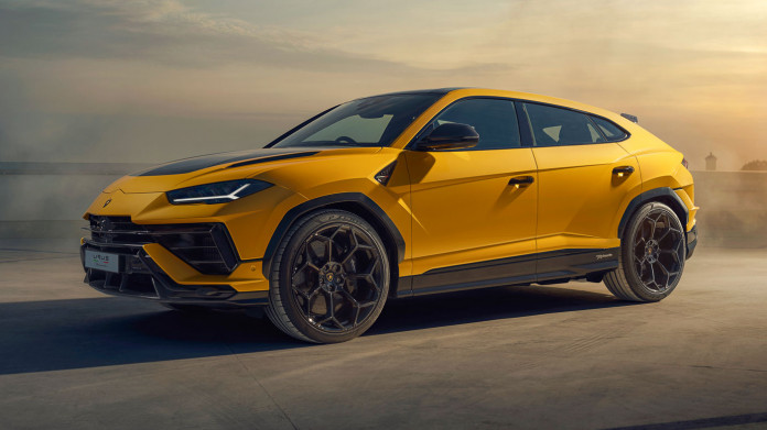 2022-Lamborghini-Urus-Performante-16