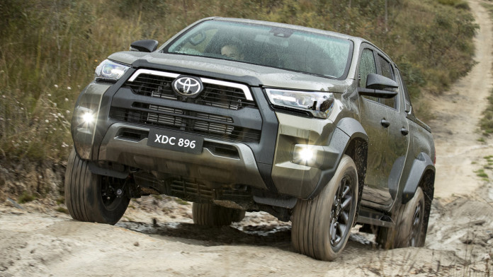 Toyota-Hilux-48V-hybrid