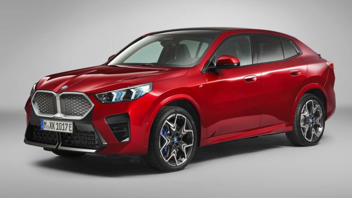 BMW-iX2-xDrive30-unveil-6