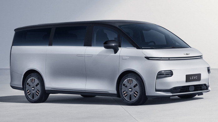 LEVC-L380-debuts-2
