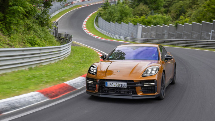 2024-Porsche-Panamera-Nurburgring-5