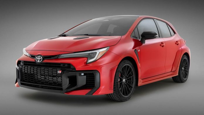 toyota-gr-corolla-auto-4