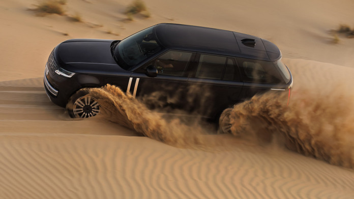 2024-Range-Rover-Electric-Desert Testing-10