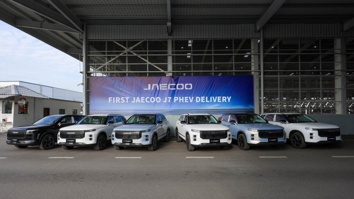 2025-Jaecoo-J7 PHEV-deliveries-1