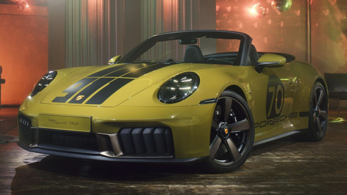 2025-Porsche-911-Spirit 70-16