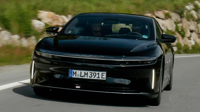 2025-Lucid-Air-Grand Touring-World Record-2