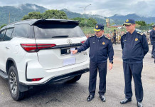 JPJ seizes influencer’s Toyota Fortuner with fake rear number plate – RM13k in fines evaded!