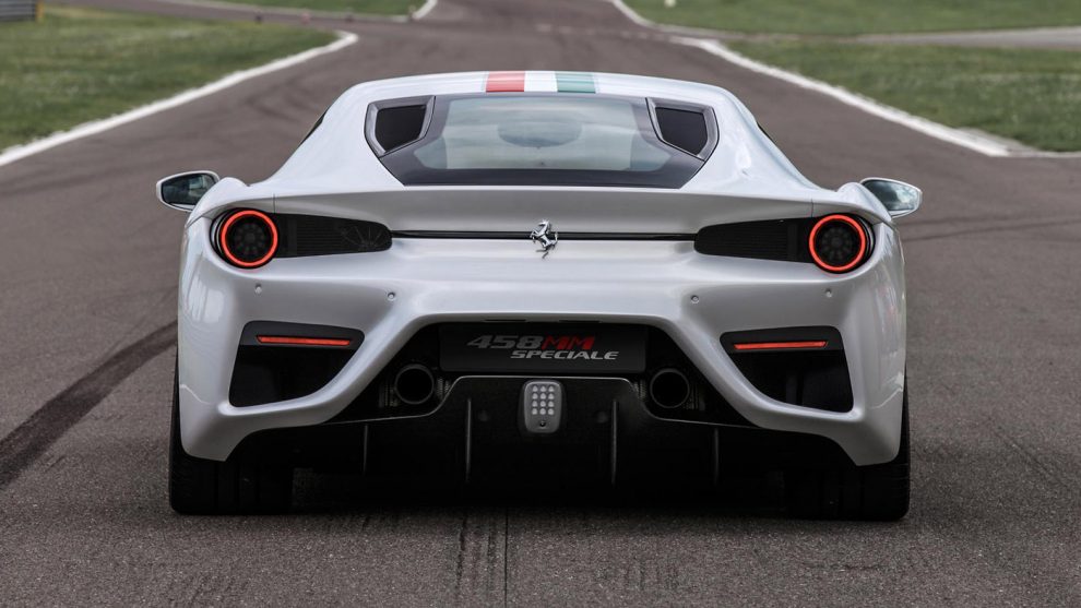 2016-ferrari-458-mm-speciale-rear-990x557