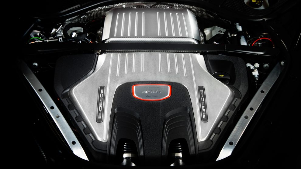2016-porsche-panamera-batch1-4-990x558