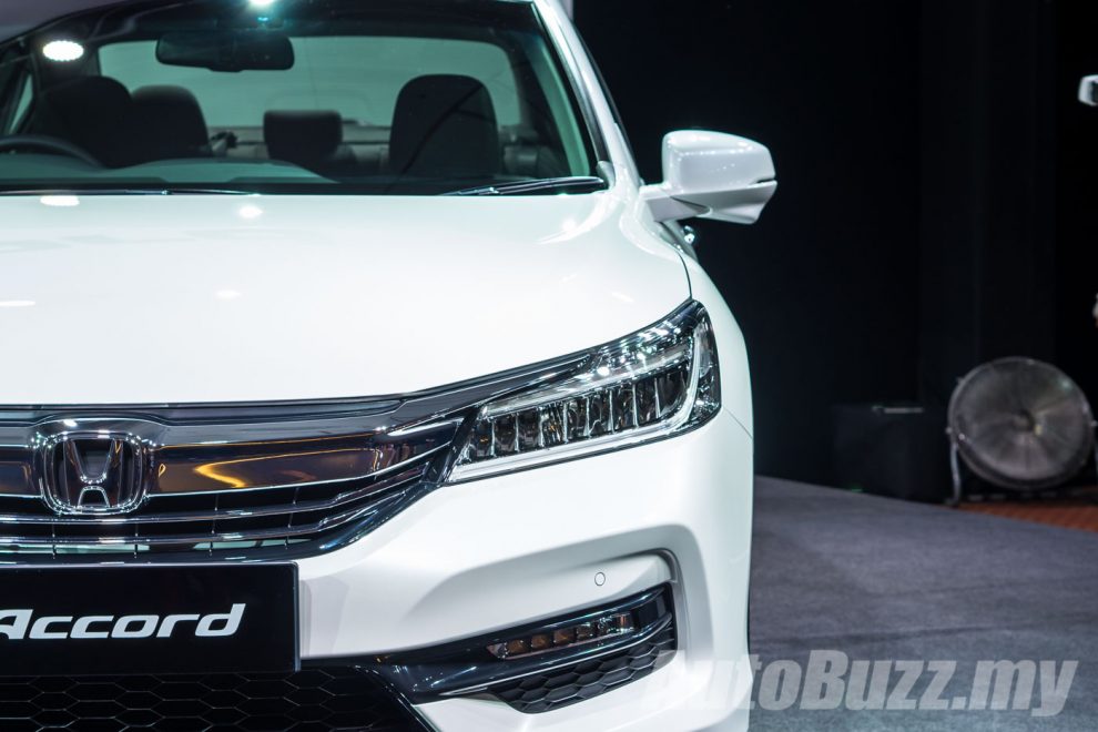 2016-Honda-Accord-Facelift-Launch-2.4L-4-990x660
