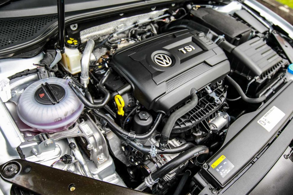 2016-volkswagen-passat-b8-2-0-highline-media-test-drive-43-990x660