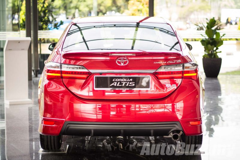 2016 Toyota Corolla Altis Facelift Launch - AutoBuzz.my