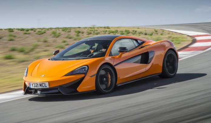 2015-McLaren-570S-Coupe-4-740x431