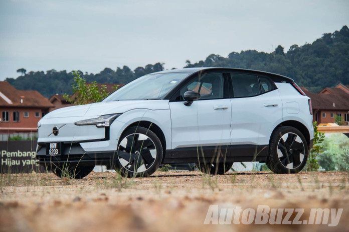 2024_Volvo_EX30-14